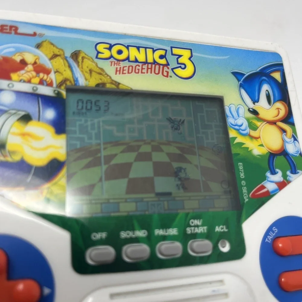 Tiger Electronics Sonic the Hedgehog 3 Hasbro 2020 handheld electronic game